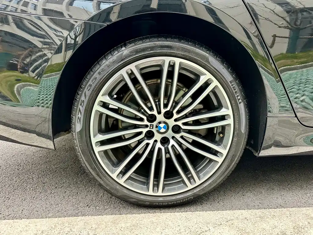 BMW 5 Series 2018 facelift 530Li Exclusive M Sports Package купить на сайте DeffCars
