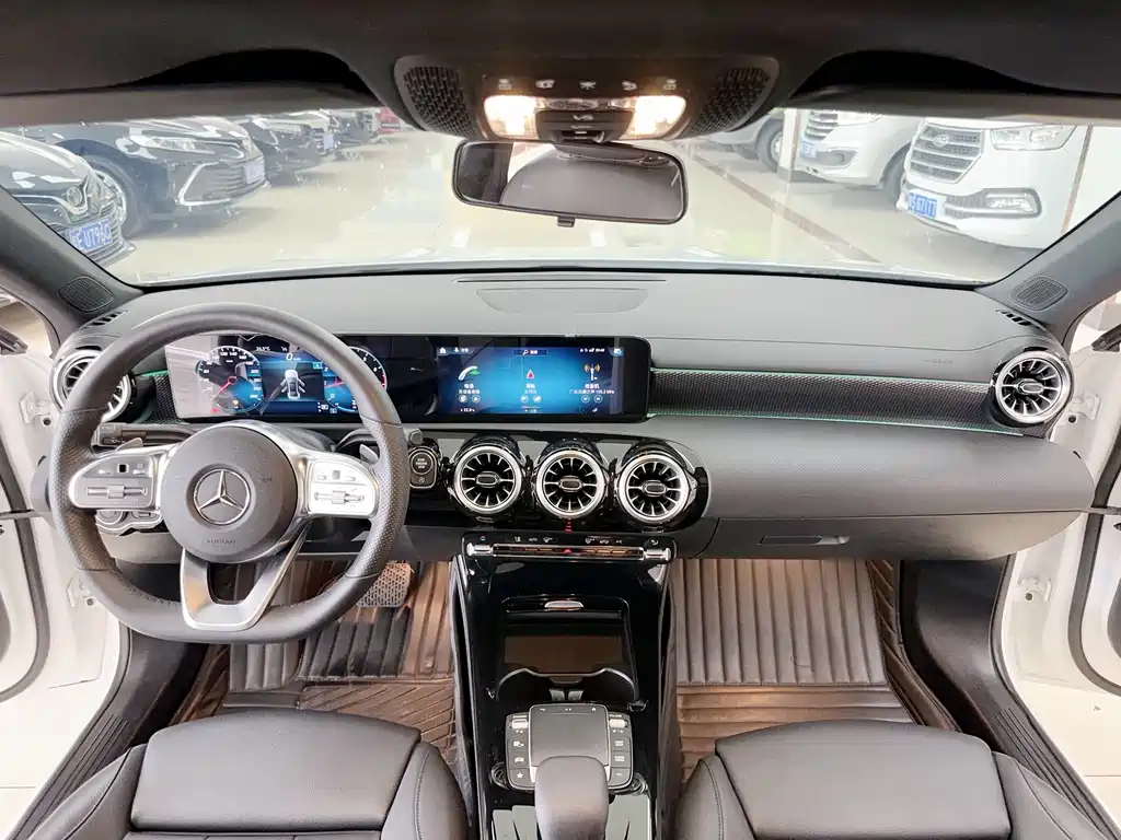 Mercedes-Benz A-Class 2022 A 200 L Sports Sedan Fashionable купить на сайте DeffCars