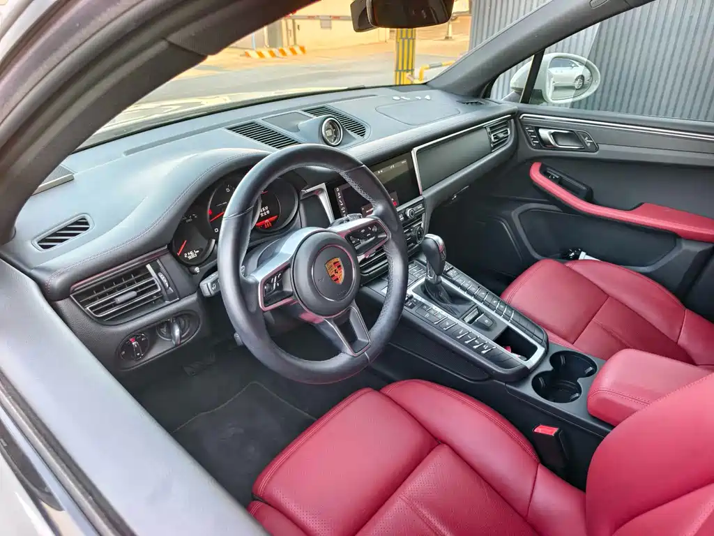 Macan 2021 Macan 2.0T купить на сайте DeffCars