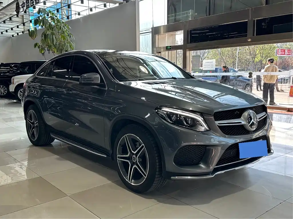 Mercedes-Benz GLE Coupe 2018 GLE 320 4MATIC Coupe SUV купить на сайте DeffCars