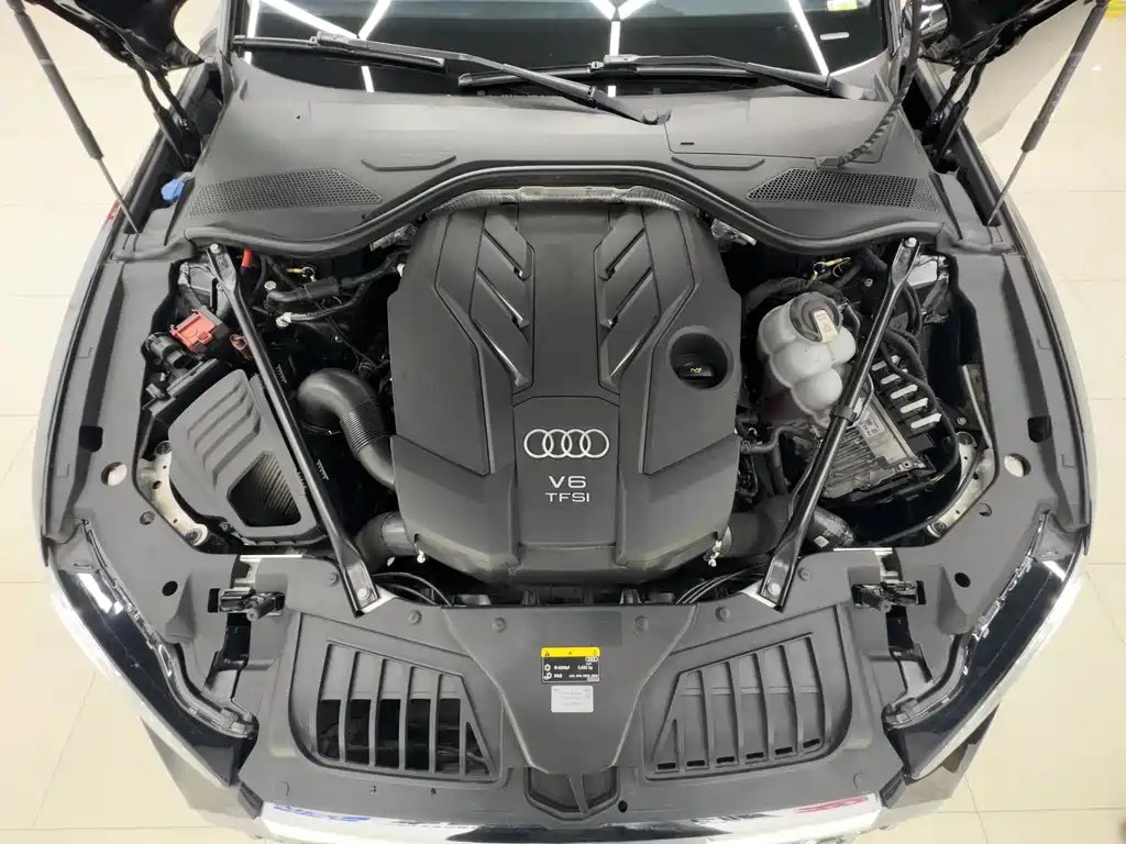 Audi A8 2023 A8L 50 TFSI quattro Premium Selection купить на сайте DeffCars