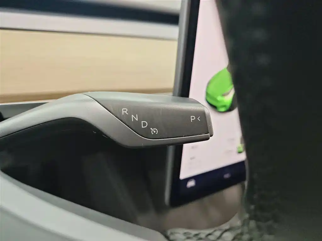 Model Y 2021 standard range rear-wheel drive version купить на сайте DeffCars