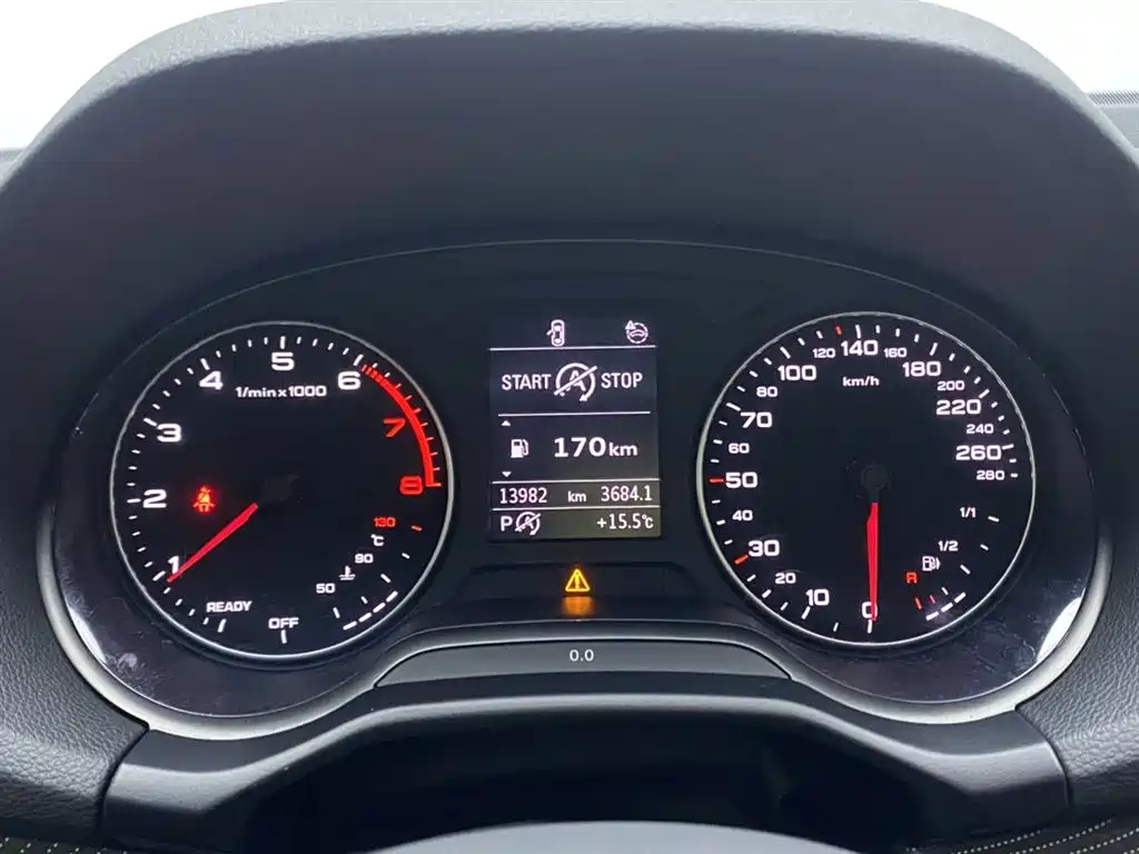 Audi Q2L 2022 35 TFSI Enterprising and Elegant Model купить на сайте DeffCars