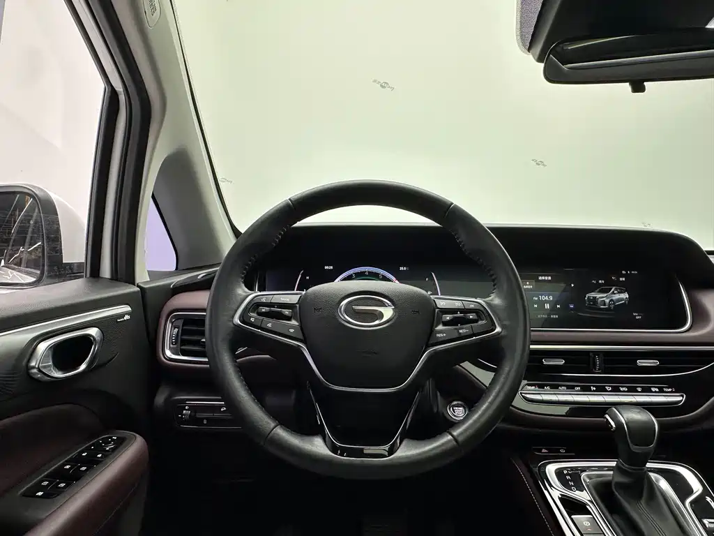 Trumpchi M6 2023 PRO 270T DCT Exclusive Edition купить на сайте DeffCars