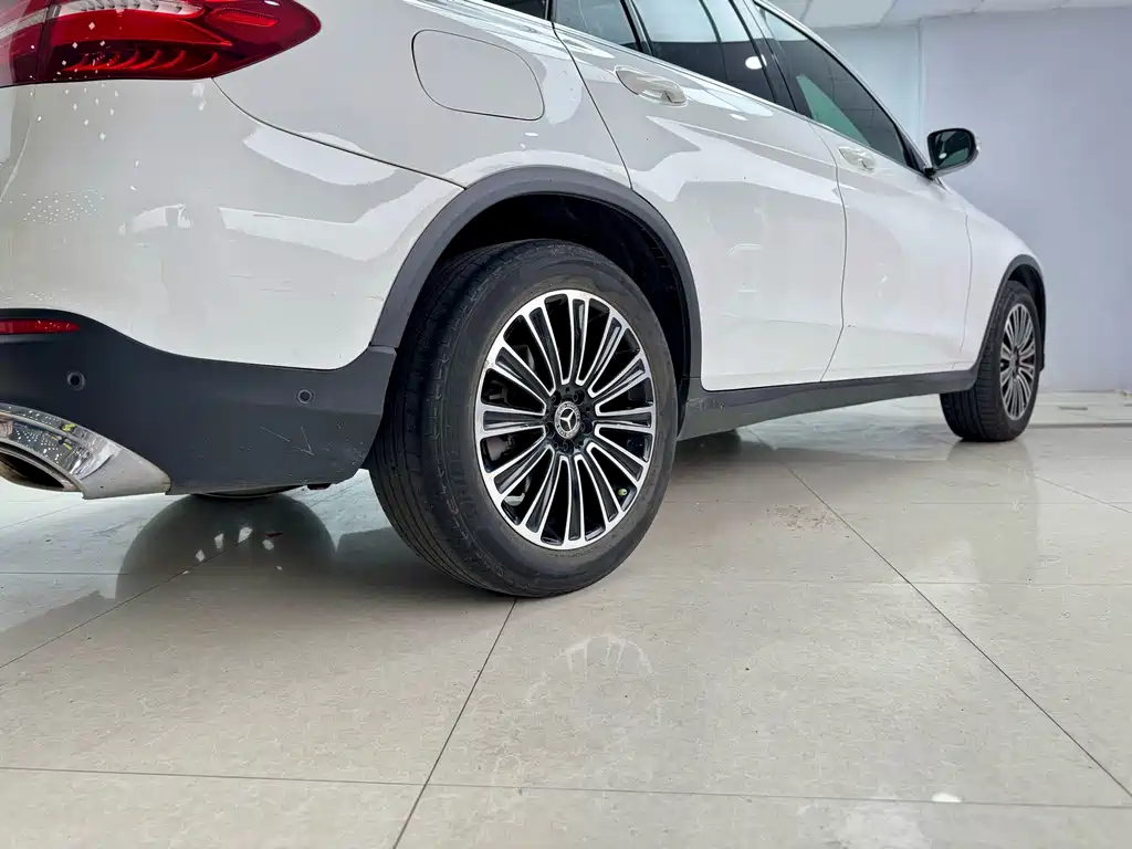 Mercedes GLC 2018 200 4MATIC купить на сайте DeffCars