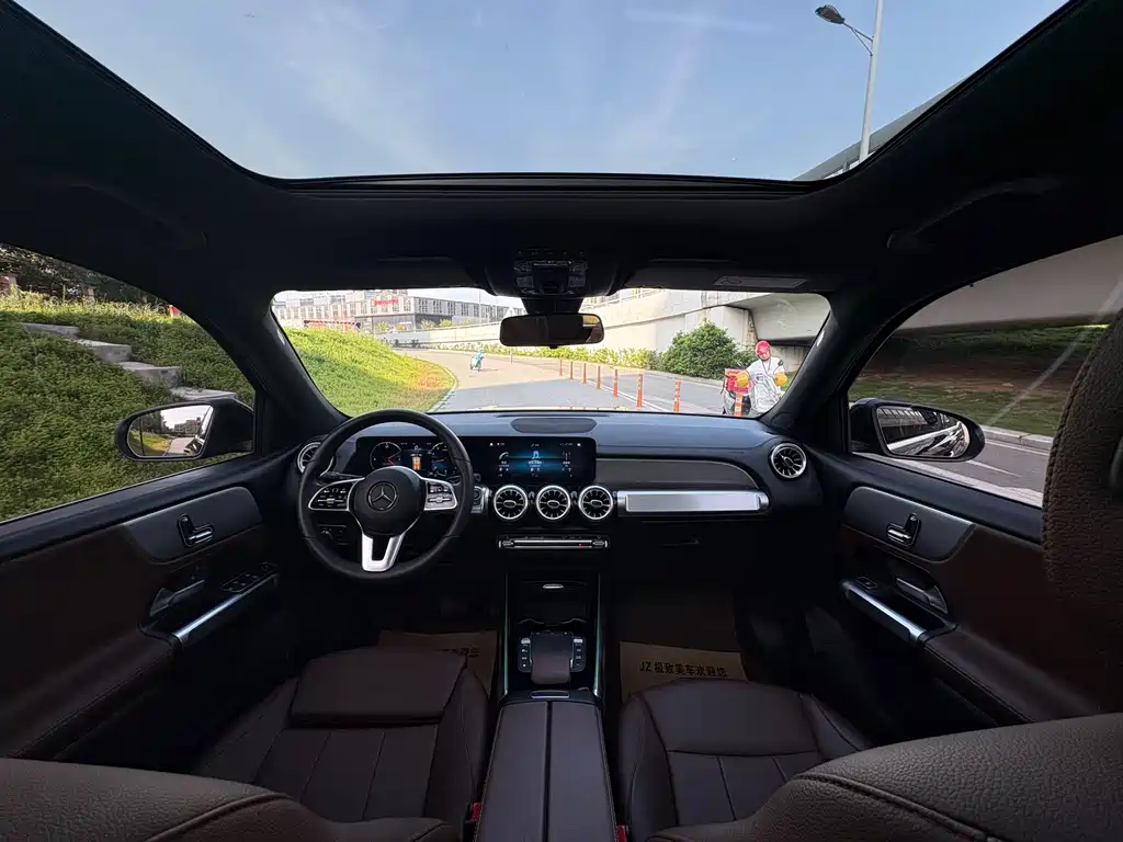 Mercedes-Benz GLB 2022 facelift version 2 GLB 200 fashion model купить на сайте DeffCars