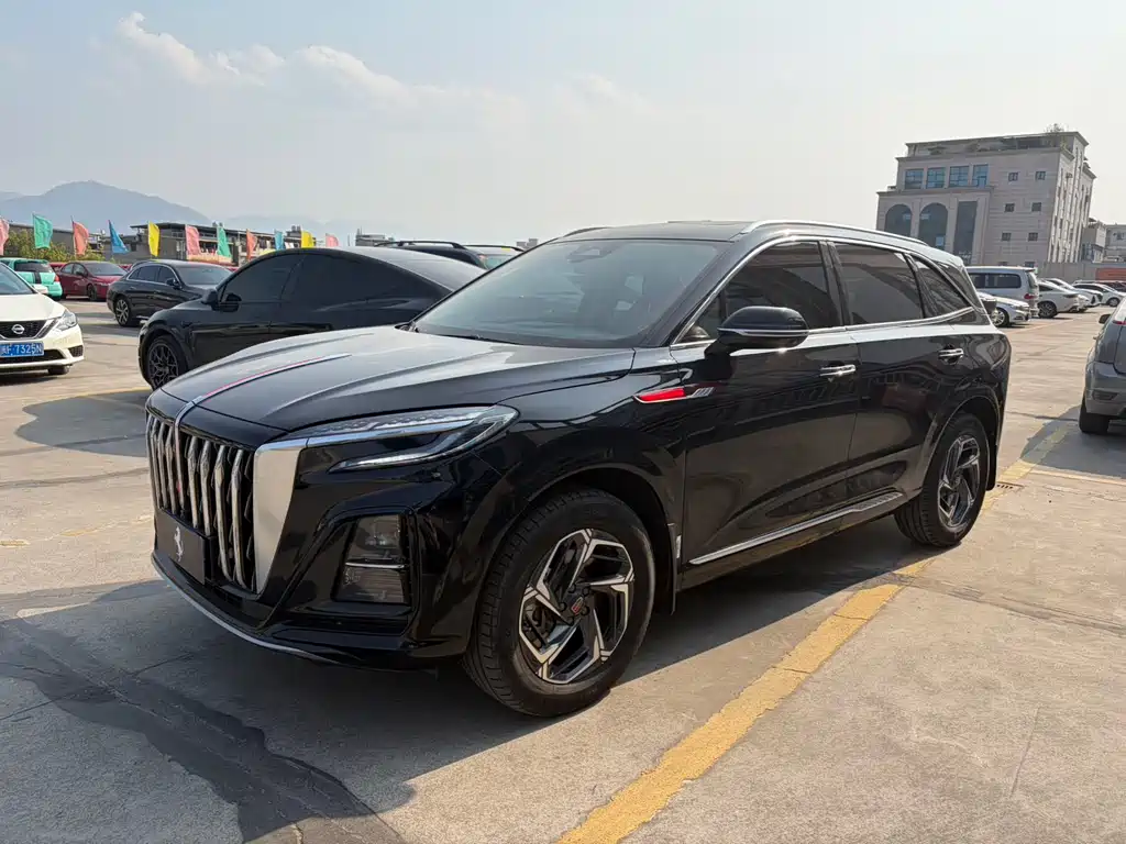 Hongqi HS3 2023 1.5T two-wheel drive good version купить на сайте DeffCars