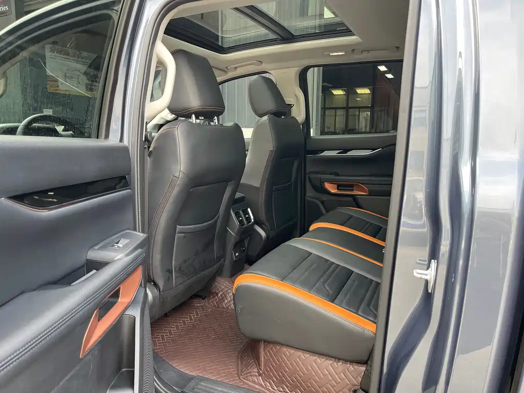 Ranger 2025 Explorer 4WD automatic version gasoline купить на сайте DeffCars