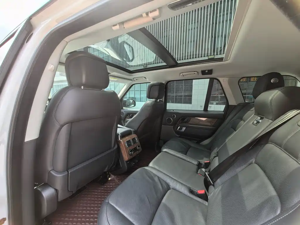 Range Rover 2019 3.0 SCV6 Legend Edition купить на сайте DeffCars