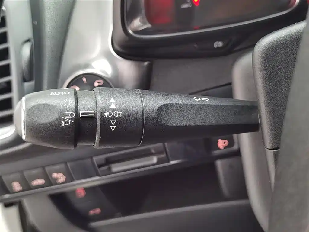 DS 5 2014 1.6T elegant version THP160 купить на сайте DeffCars