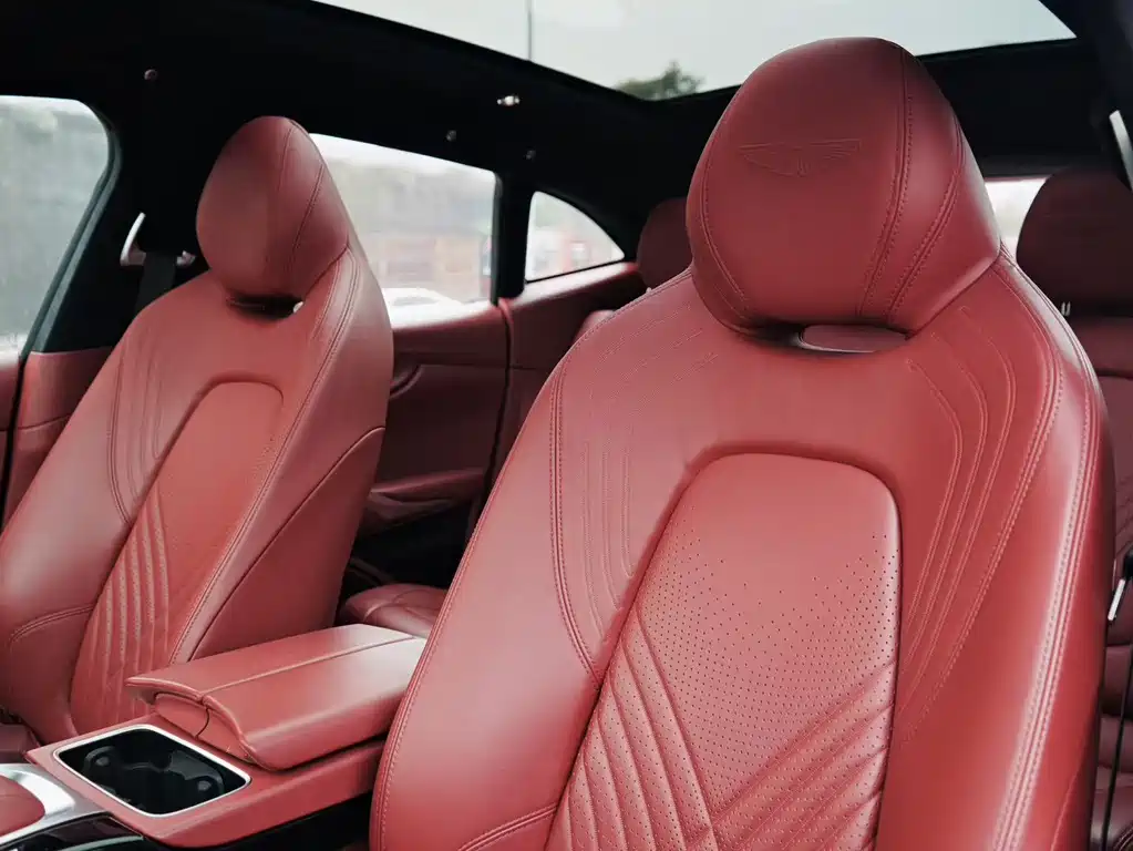Aston Martin DBX 2022 3.0T STRAIGHT-SIX купить на сайте DeffCars