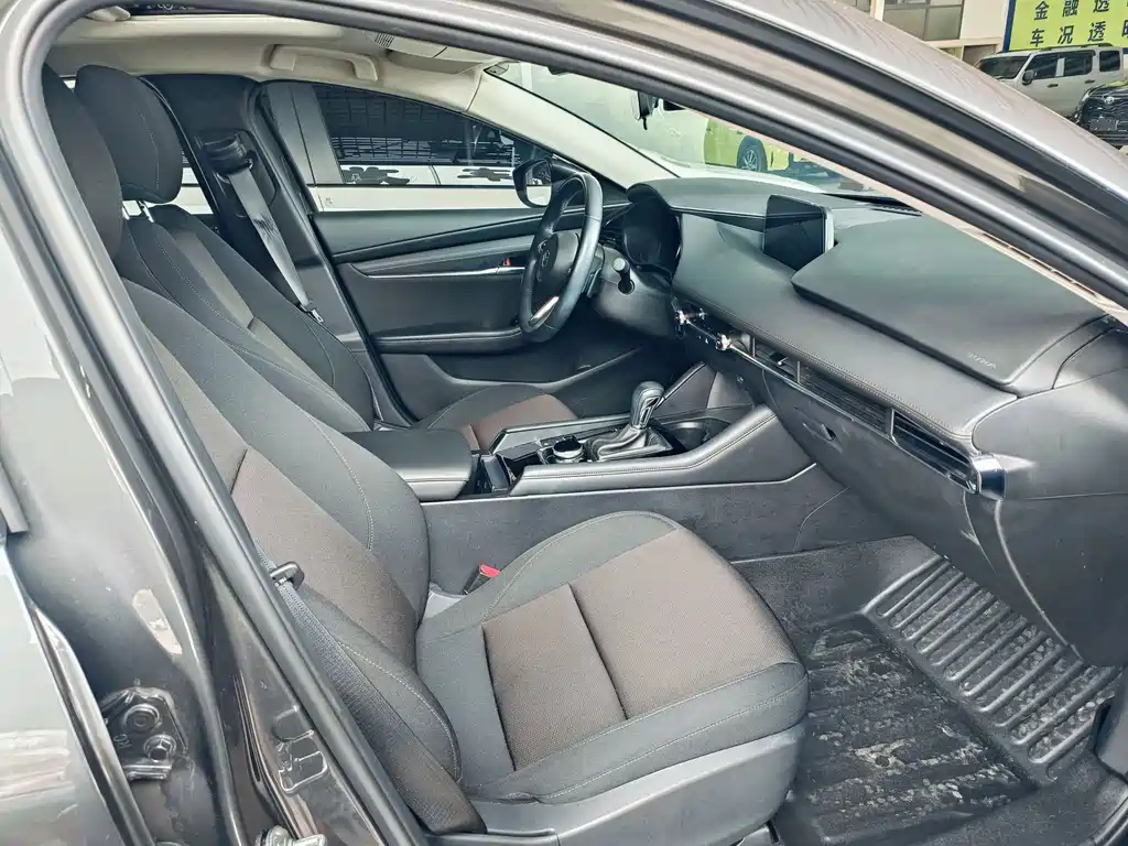 Mazda3 Angkesela 2021 2.0L automatic quality version купить на сайте DeffCars