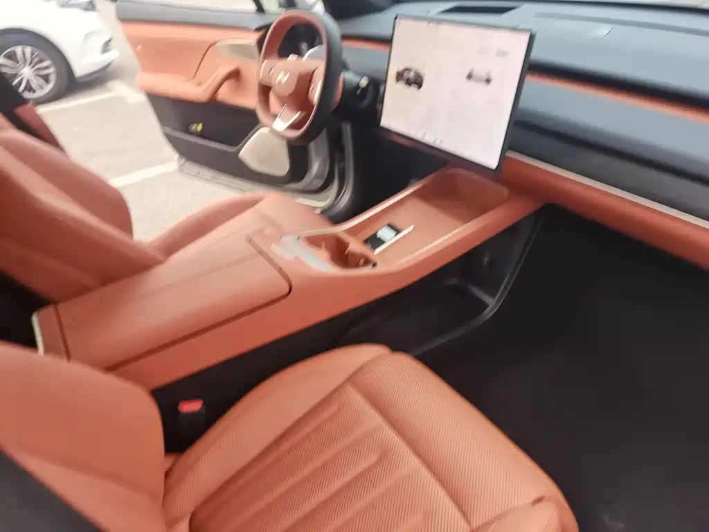 Ledo L60 2024 60kWh four-wheel drive version купить на сайте DeffCars