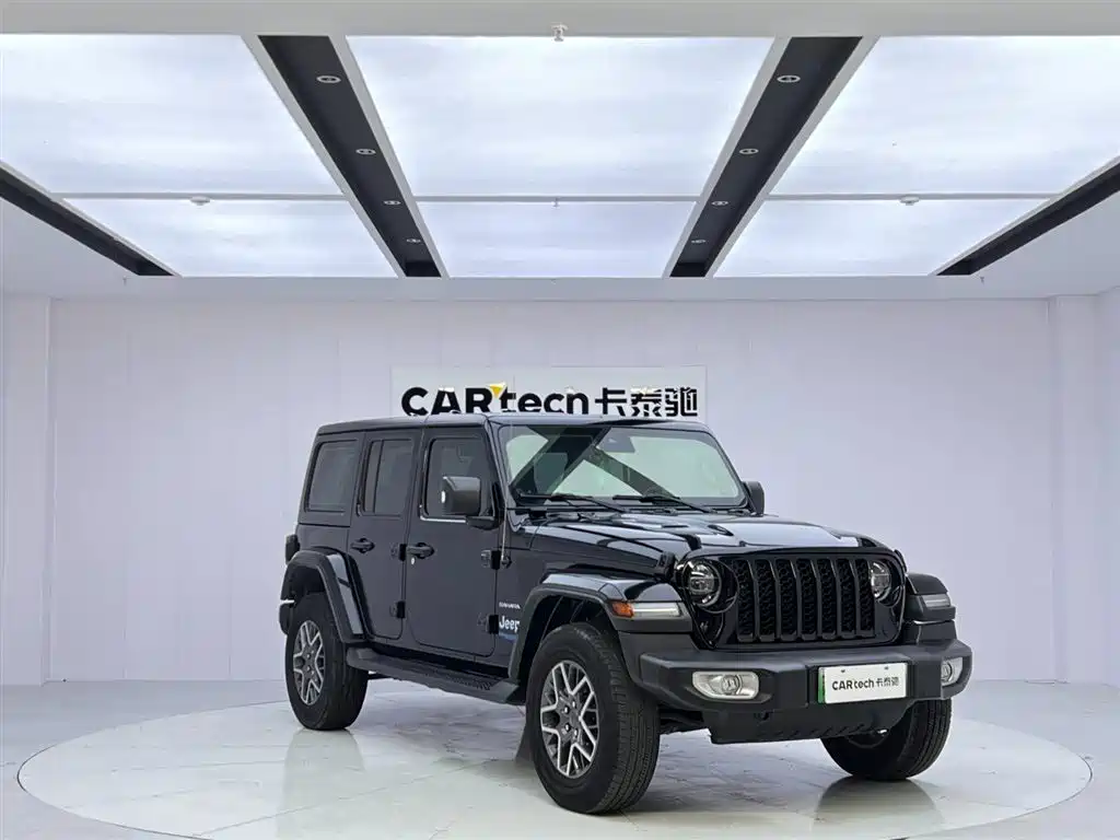Wrangler New Energy 2021 Four-door 2.0T 4xe Sahara купить на сайте DeffCars