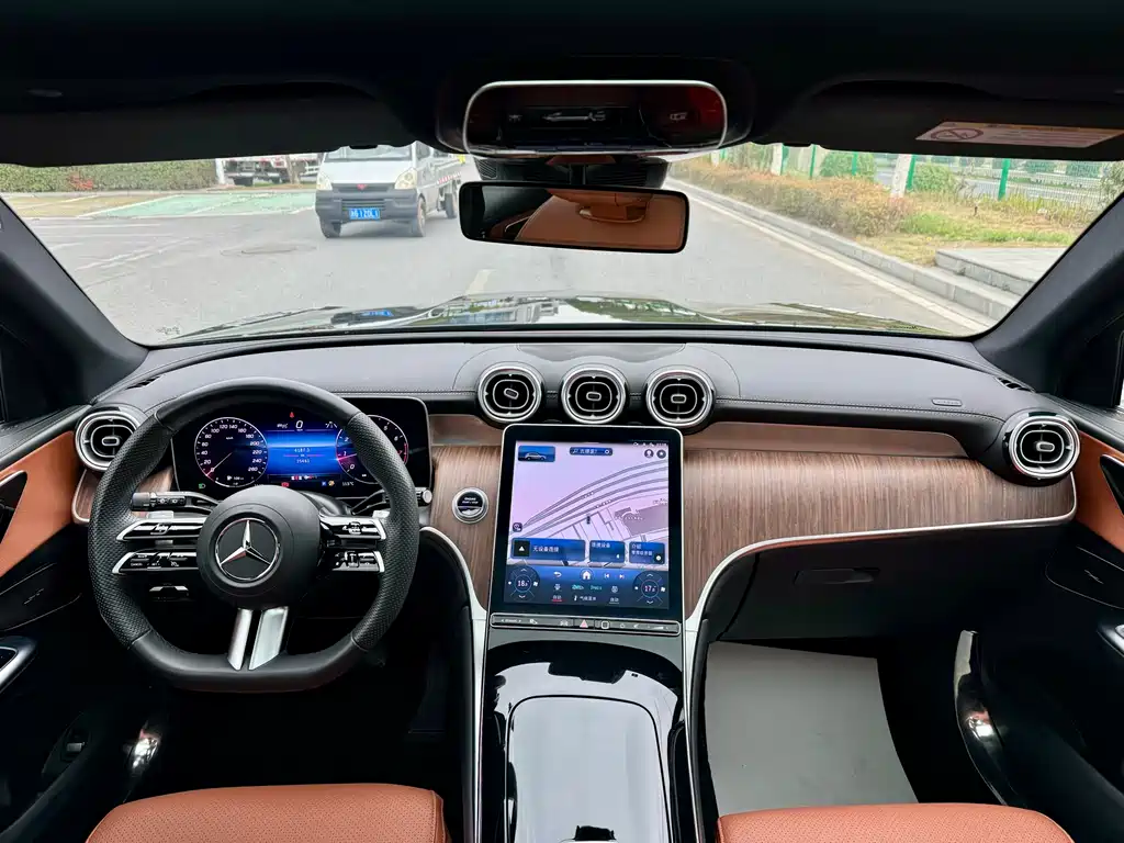 Mercedes-Benz GLC 2024 GLC 300 L 4MATIC Dynamic 7-seater купить на сайте DeffCars