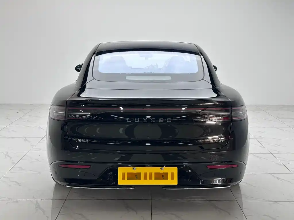 Zhijie S7 2024 Pro купить на сайте DeffCars