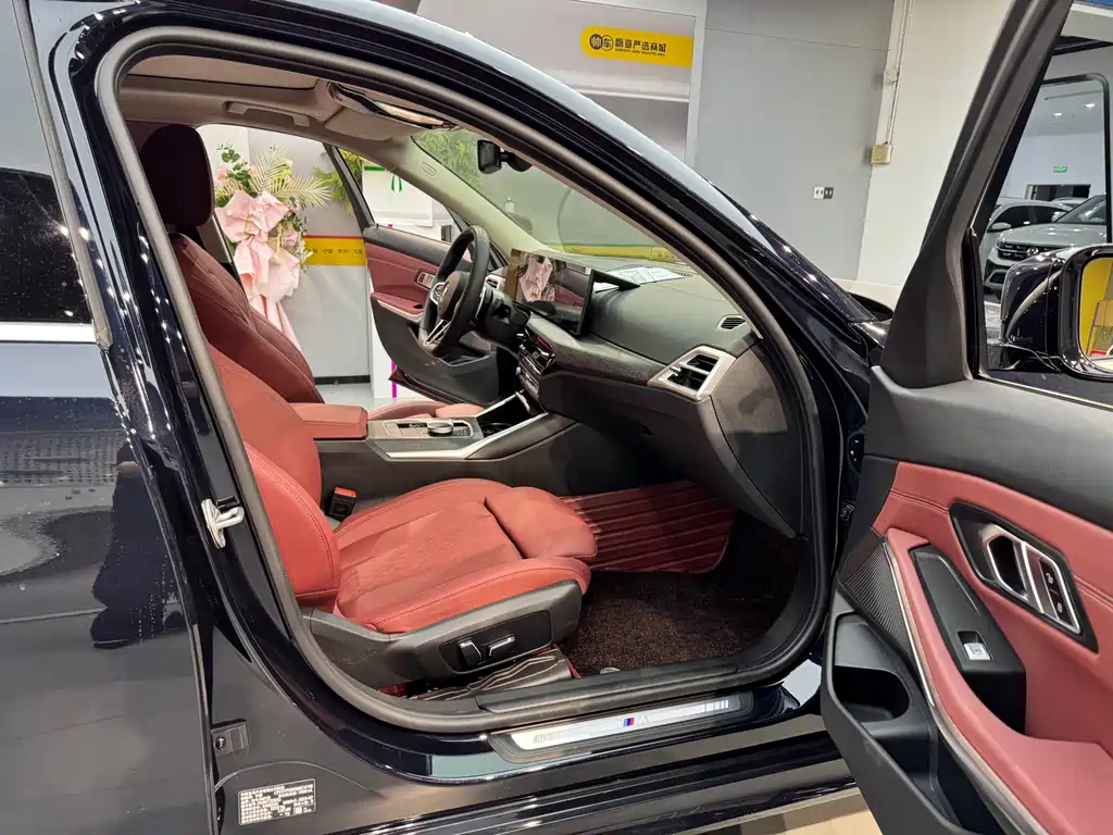 BMW 3 Series 2025 325Li M Sports Package купить на сайте DeffCars