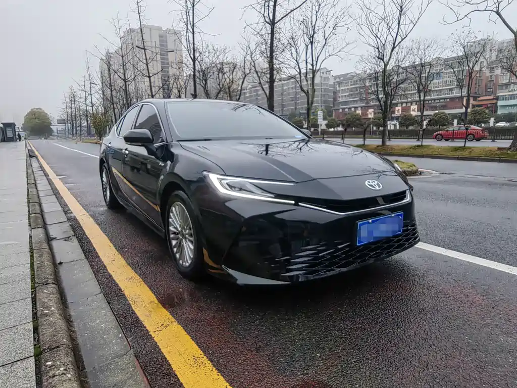 Camry 2024 Shuangqing 2.0HG Premium Edition купить на сайте DeffCars