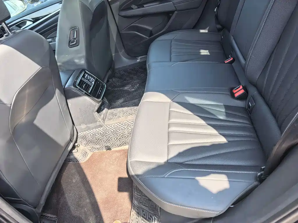 Passat 2024 330TSI Elite Edition купить на сайте DeffCars
