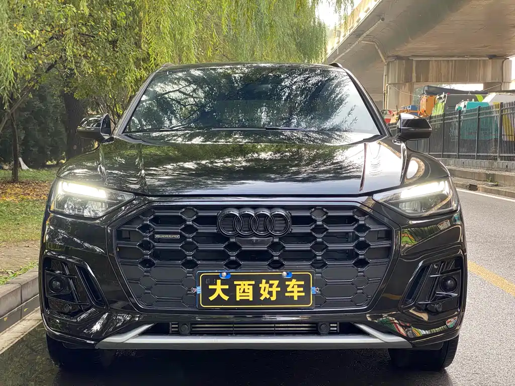 Audi Q5L 2024 45 TFSI luxury and dynamic model купить на сайте DeffCars