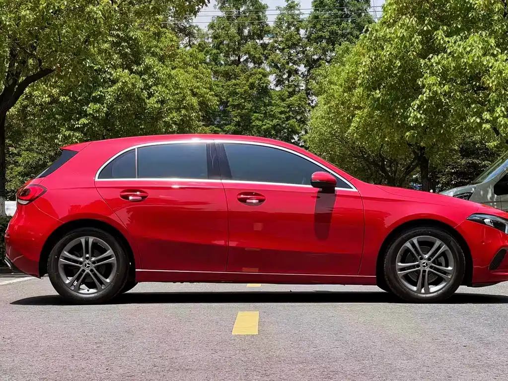 Mercedes-Benz A-Class Imported 2019 A 200 Dynamic купить на сайте DeffCars