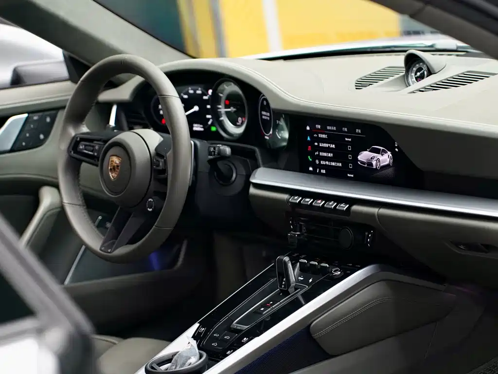 Porsche 911 2022 Turbo S 3.7T купить на сайте DeffCars