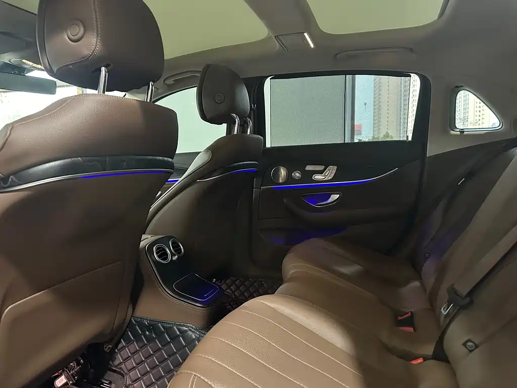 Mercedes-Benz E-Class 2023 E 300 L Luxury Model купить на сайте DeffCars