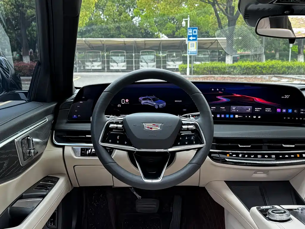Cadillac CT6 2023 28T luxury model купить на сайте DeffCars