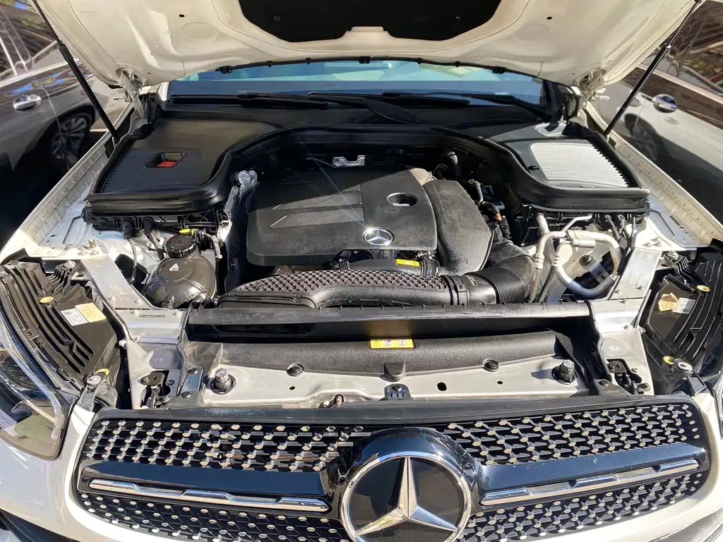 Mercedes-Benz GLC Coupe 2021 GLC 260 4MATIC Coupe SUV купить на сайте DeffCars