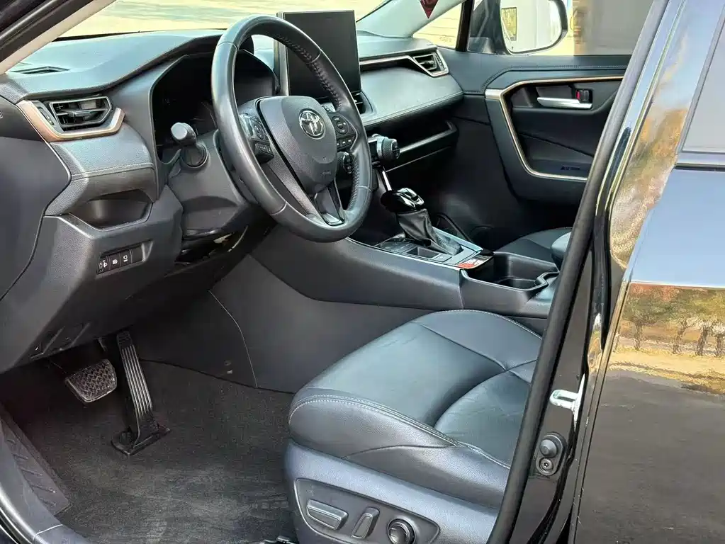 Wilanda 2022 Dual Engine 2.5L E-CVT Two-wheel Drive Cavalier Edition купить на сайте DeffCars