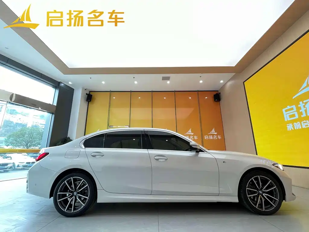 BMW 3 Series 2024 325Li M Sports Package купить на сайте DeffCars