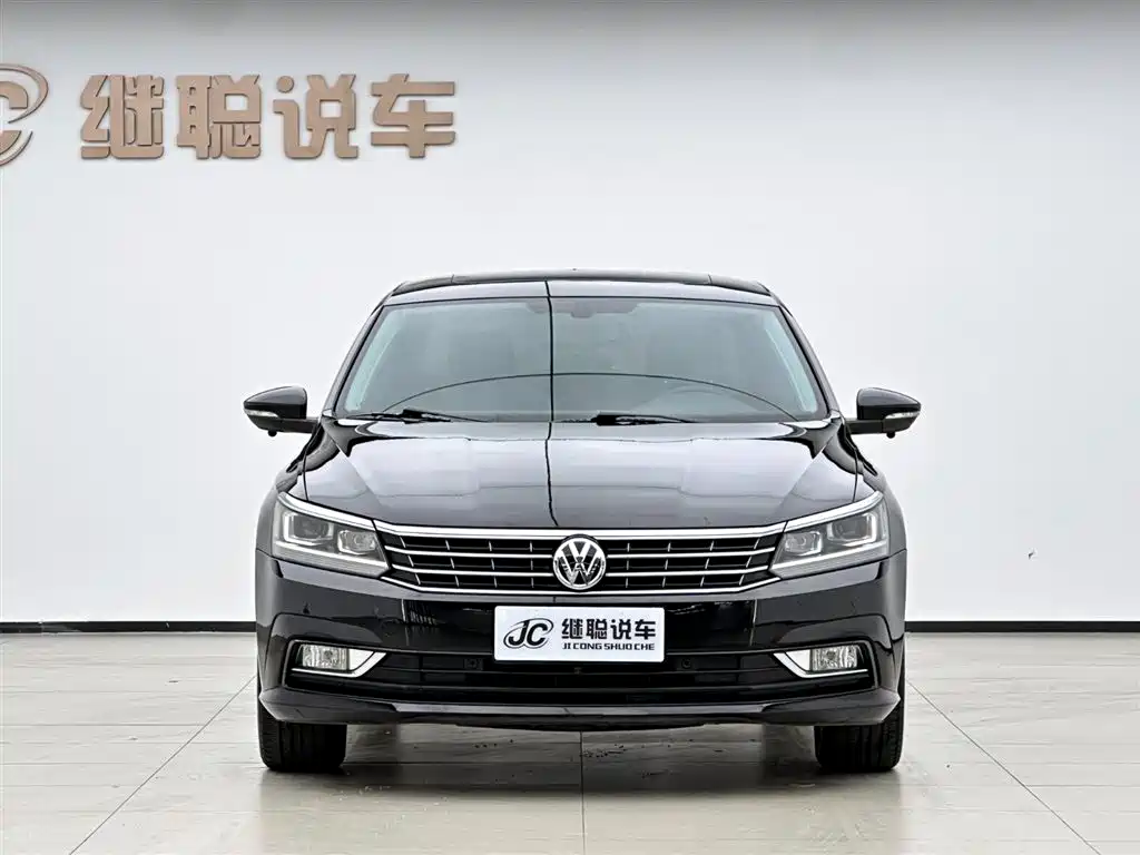 Passat 2017 330TSI DSG Premium Edition купить на сайте DeffCars