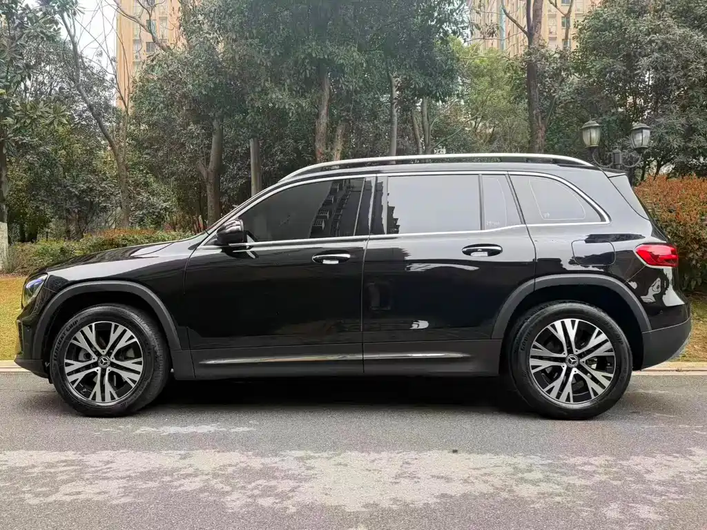 Mercedes-Benz GLB 2024 GLB 220 Dynamic купить на сайте DeffCars