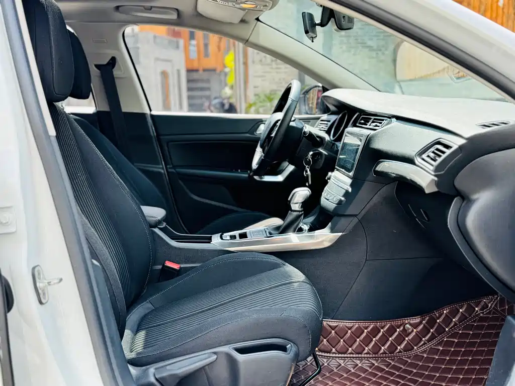 Peugeot 408 2018 350THP Automatic Deluxe Edition купить на сайте DeffCars