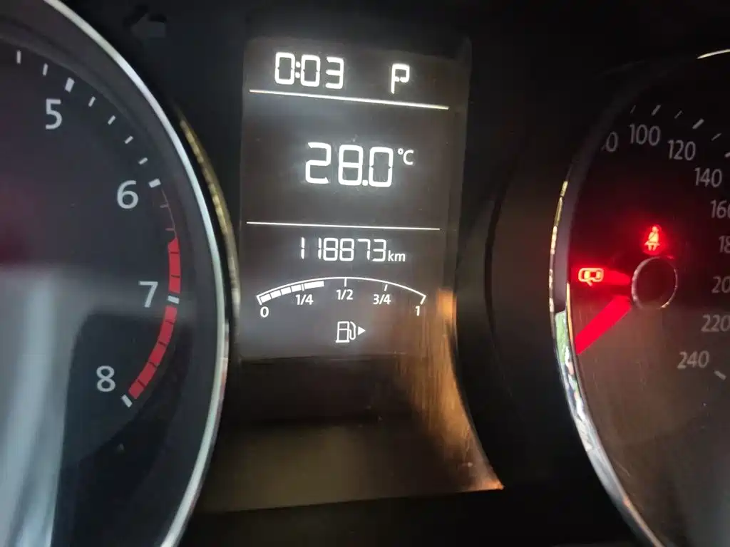 Lavida 2015 1.6L automatic comfort version купить на сайте DeffCars
