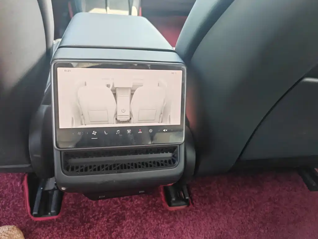Model 3 2025 rear-wheel drive version купить на сайте DeffCars