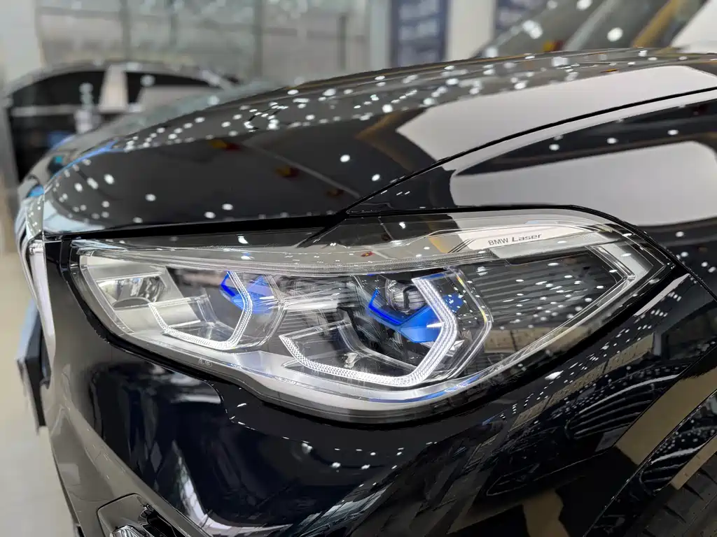 BMW X5 2022 facelift xDrive 40Li M sports package купить на сайте DeffCars