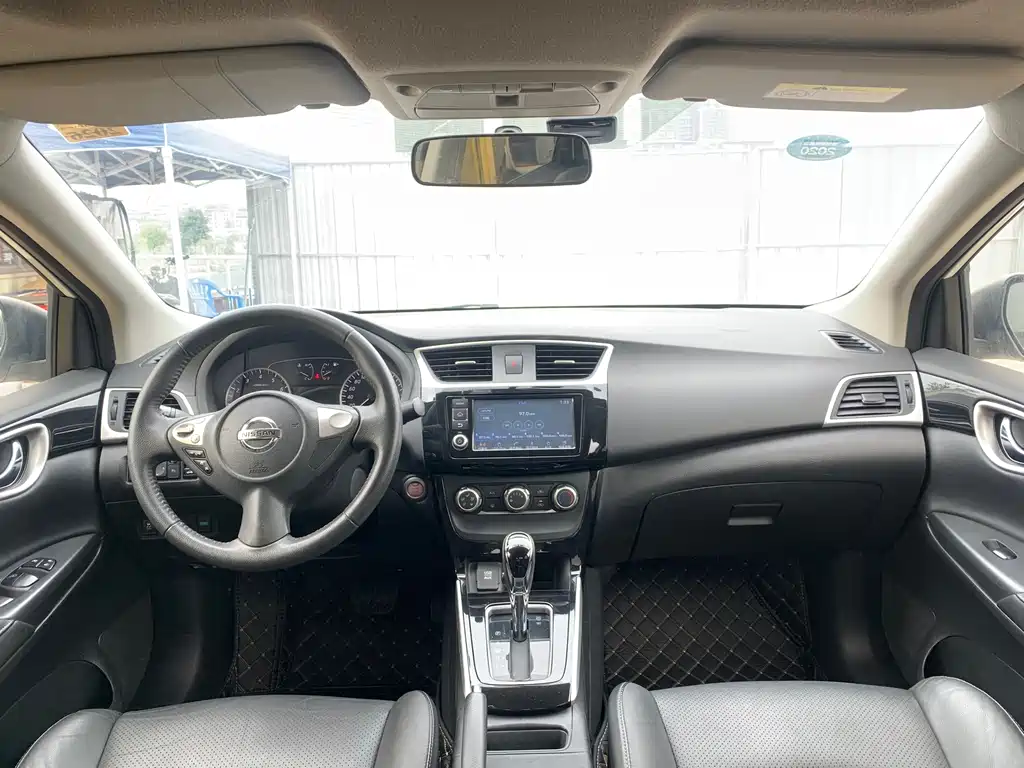 Sylphy 2018 1.6XV CVT Exclusive Edition купить на сайте DeffCars