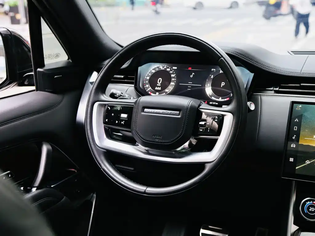 Range Rover 2023 3.0 L6 400PS Extended Edition купить на сайте DeffCars