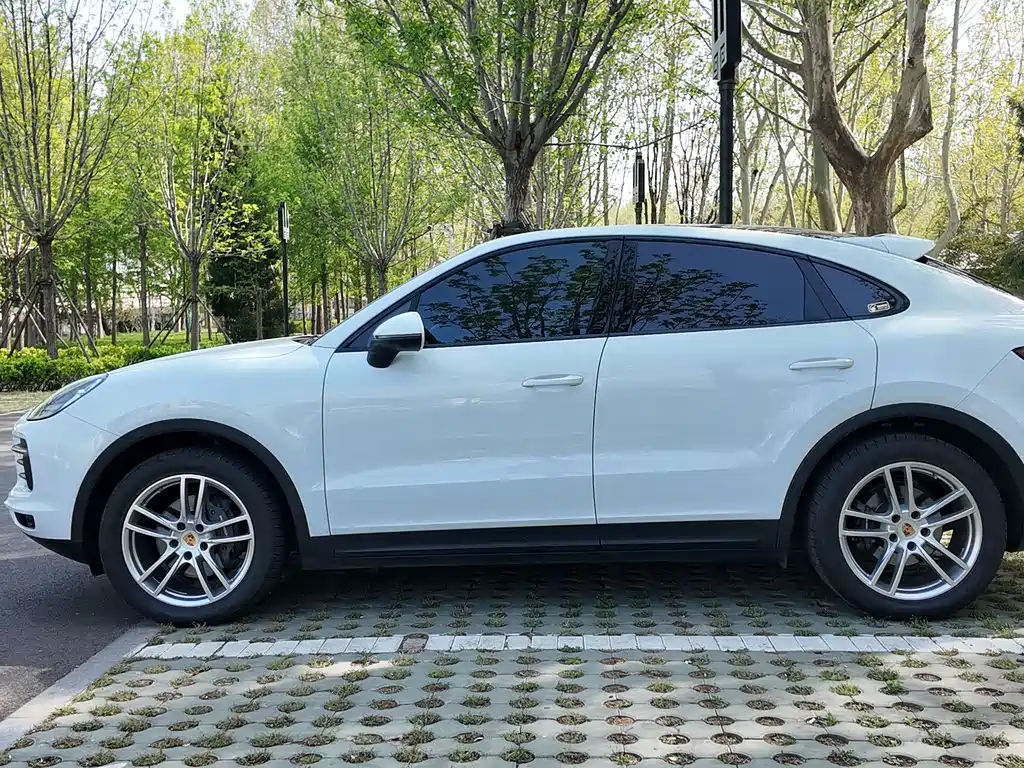 Cayenne 2019 Cayenne Coupé 3.0T купить на сайте DeffCars