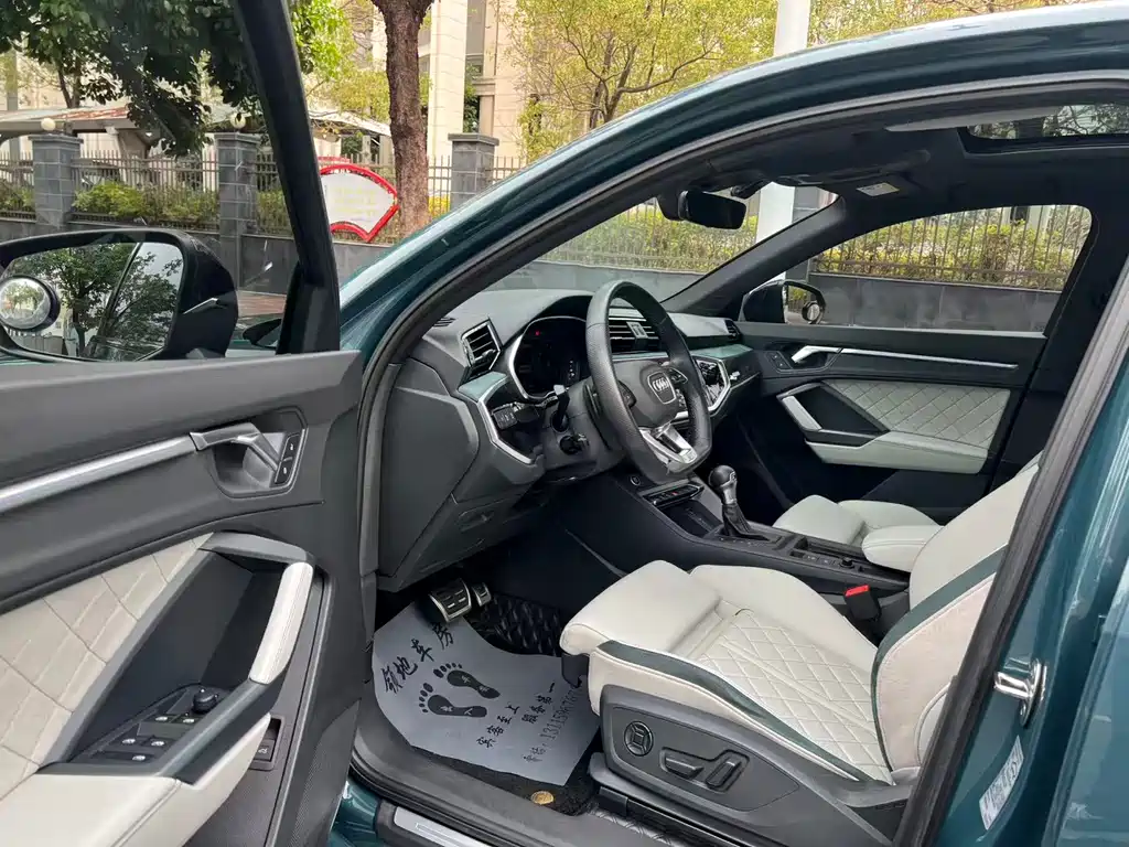 Audi Q3 Sportback 2023 45 TFSI quattro ice and snow sports version купить на сайте DeffCars