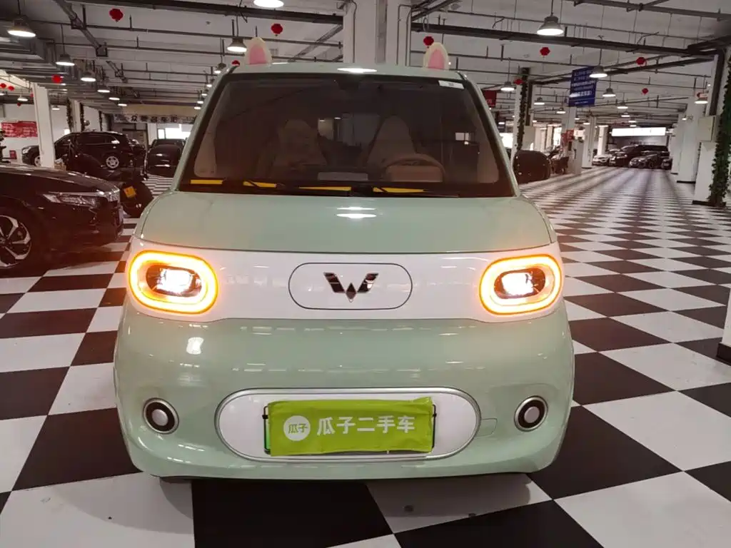 Hongguang MINIEV 2024 third generation 215km youth version купить на сайте DeffCars