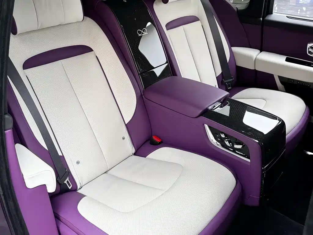 Cullinan 2020 Black Badge купить на сайте DeffCars