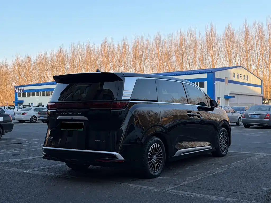 Denza D9 2022 DM-i 970 four-wheel drive flagship model купить на сайте DeffCars