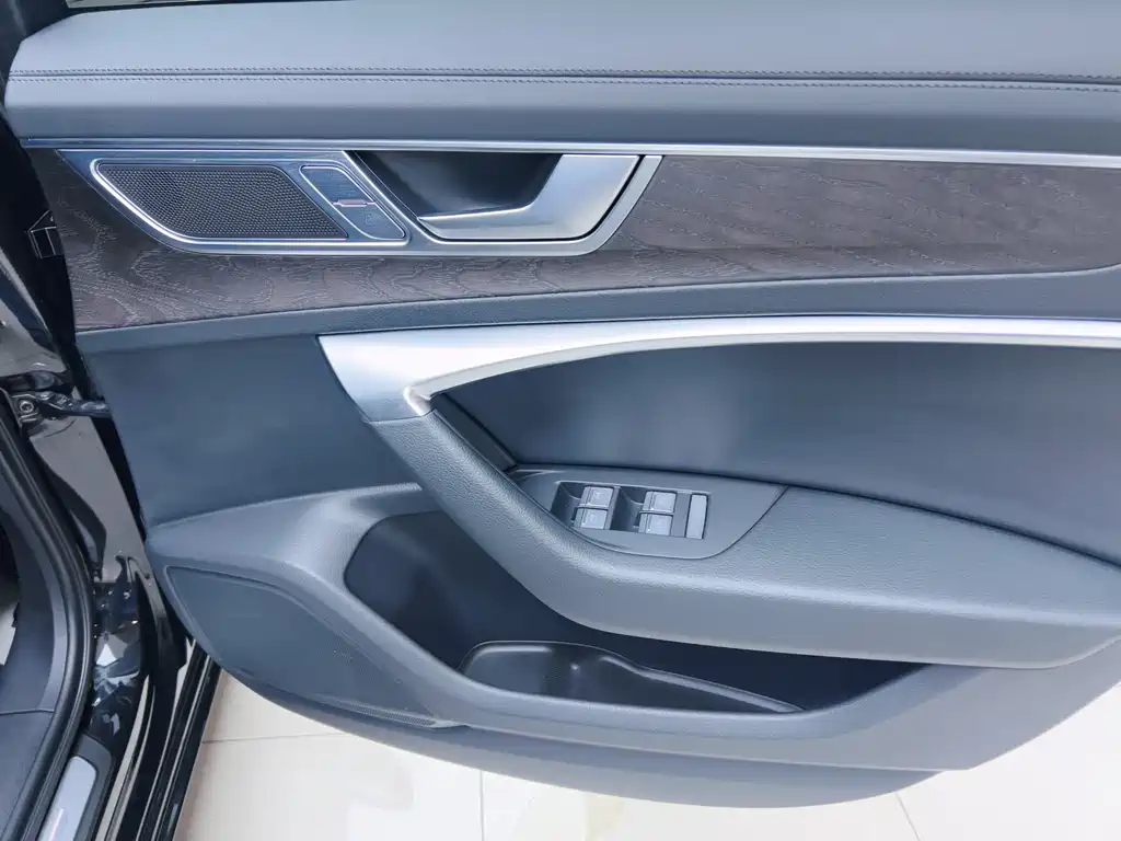 Audi A6L 2023 45 TFSI quattro premium model купить на сайте DeffCars