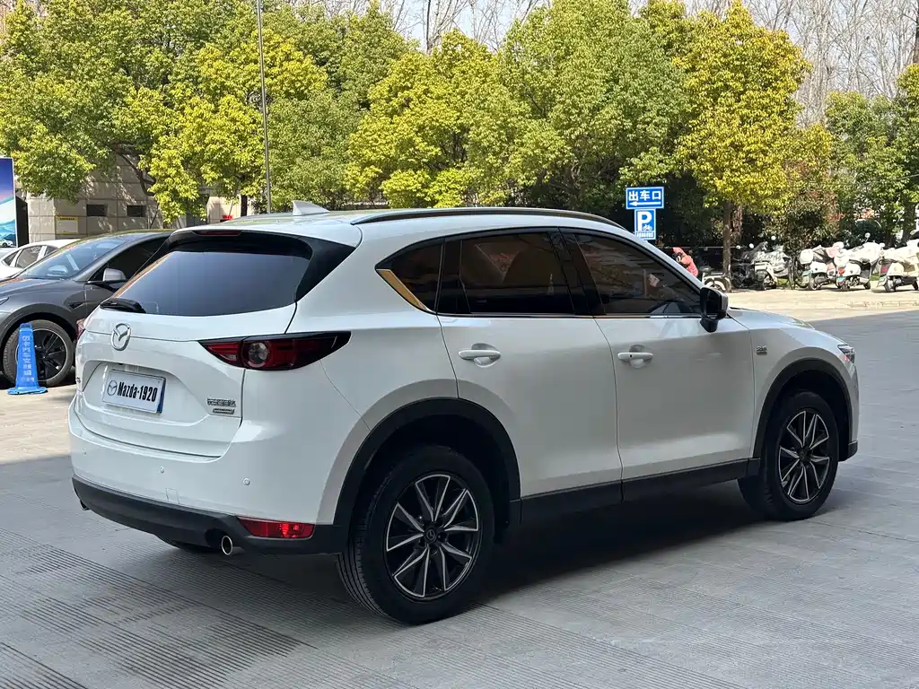 Mazda CX-5 2017 2.5L automatic four-wheel drive smart model, National V купить на сайте DeffCars