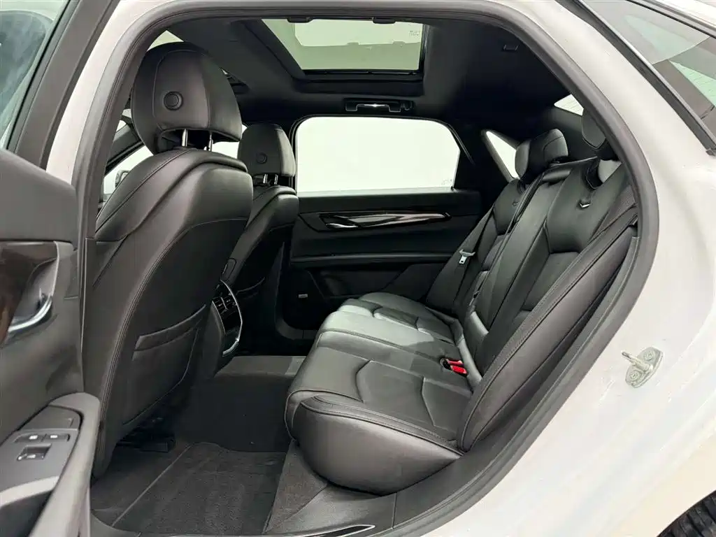 Cadillac CT6 2022 28T luxury model купить на сайте DeffCars