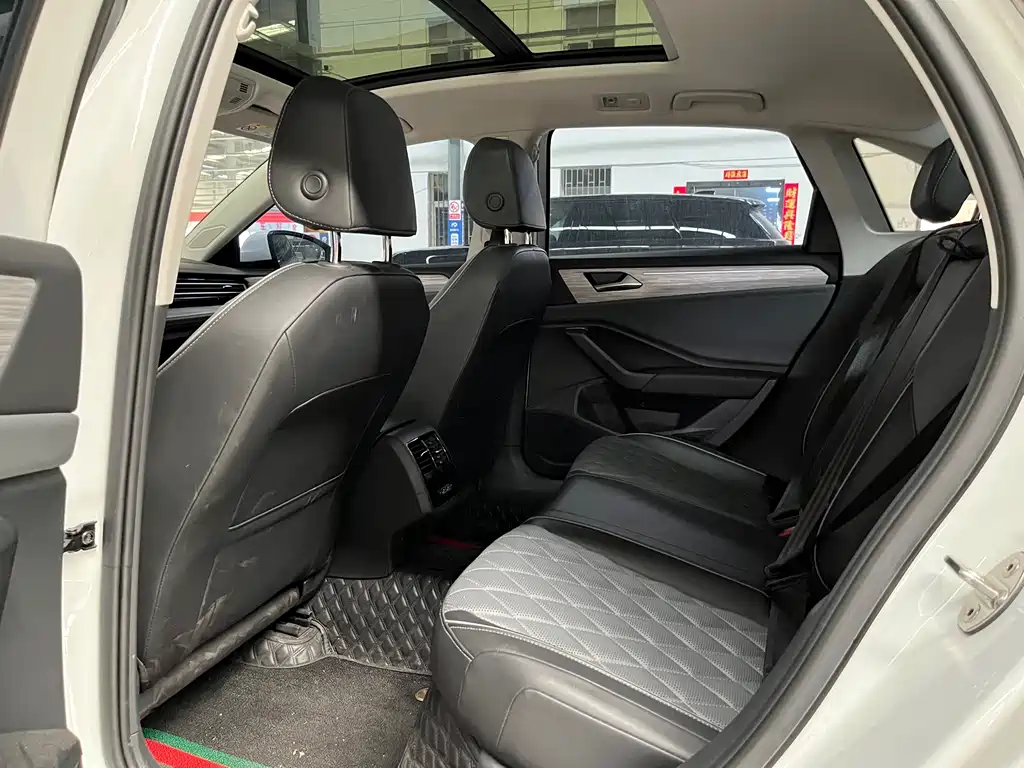 Sagitar 2023 300TSI DSG Super Edition купить на сайте DeffCars