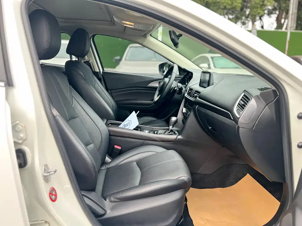 Mazda3 Angkesela 2017 hatchback 2.0L automatic sports model National V купить на сайте DeffCars