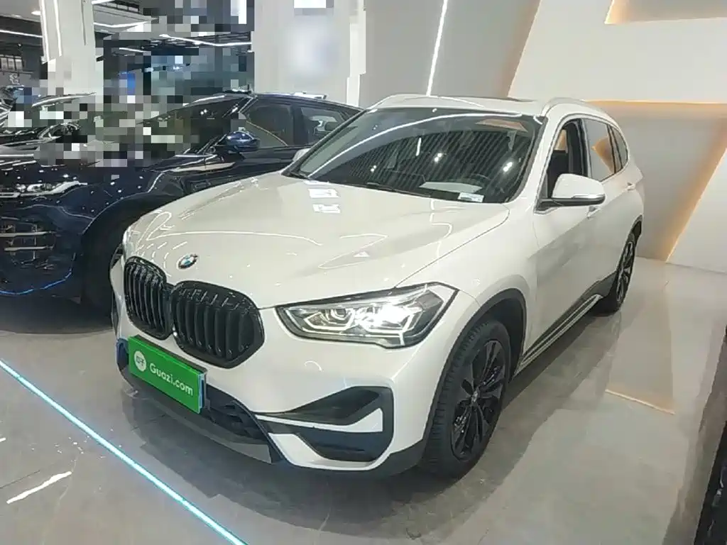 BMW X1 2021 facelift sDrive20Li fashionable model купить на сайте DeffCars